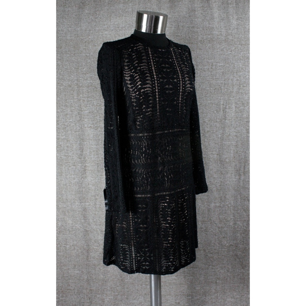 NWT! BCBG MAX AZRIA FLORAL LACE DRESS!